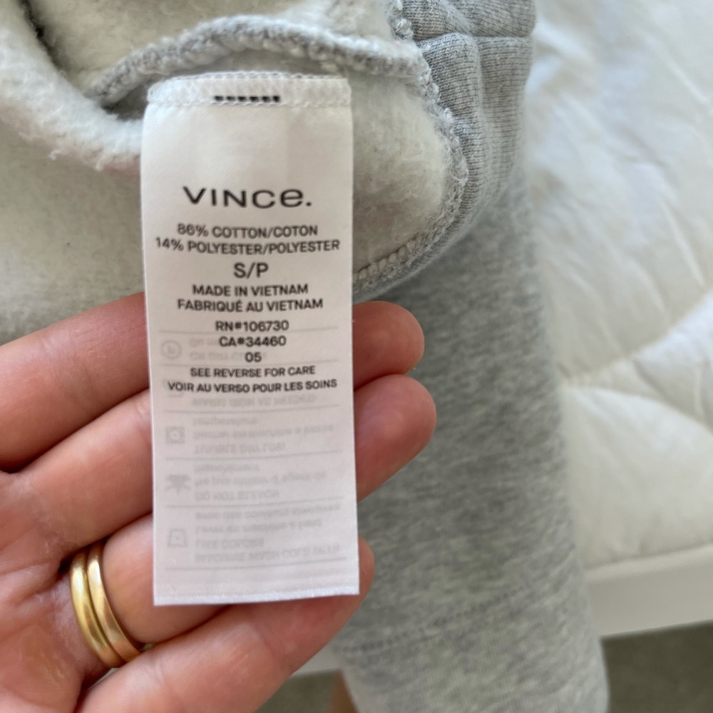 Vince oversized pullover - Picture 7 of 11